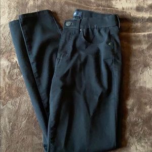 Black High Rise Jegging